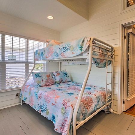 Cottage With Porch - 3 Min Walk To Bay St Louis Bay St. Louis エクステリア 写真